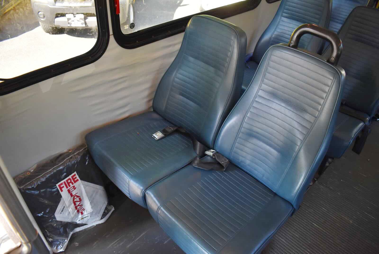 2005 Ford Econoline - Photo 21