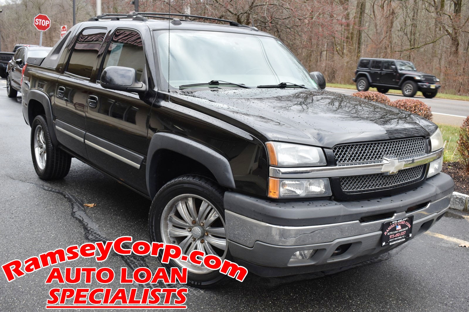 2005 Chevrolet Avalanche Base