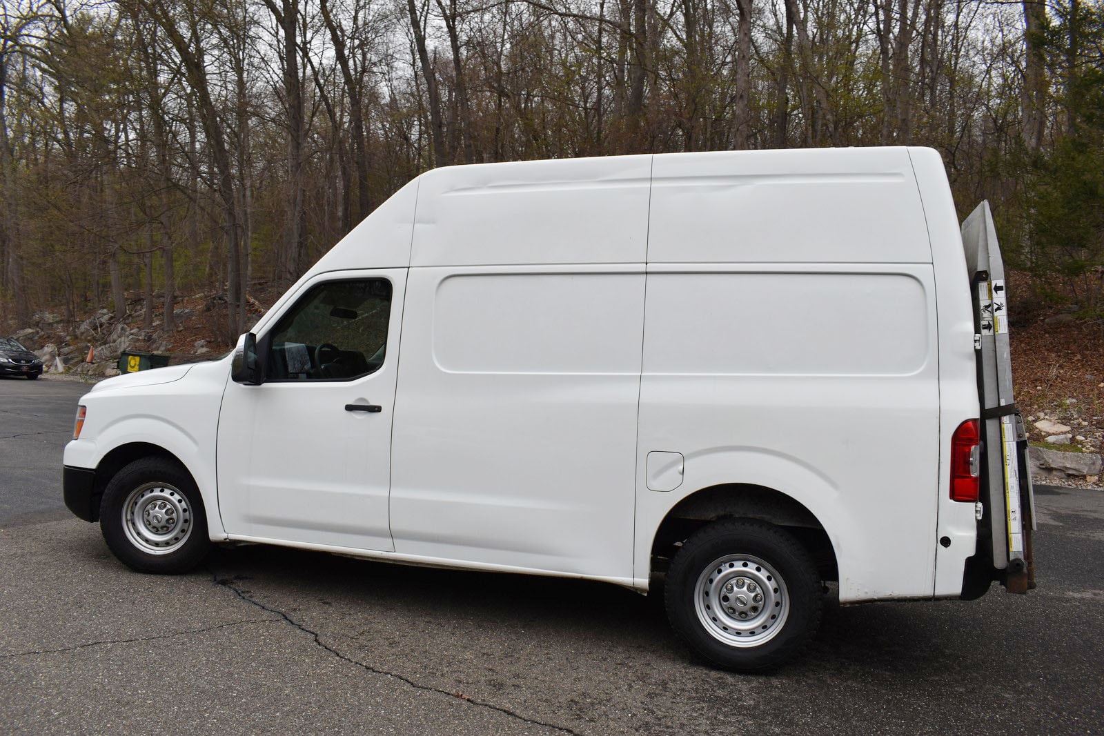 2016 Nissan NV Cargo S - Photo 7