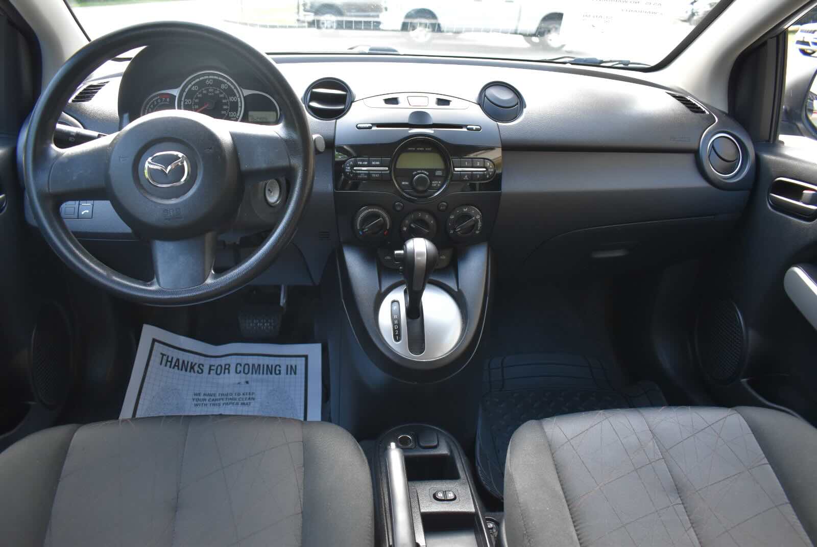 2013 Mazda Mazda2 Sport - Photo 14