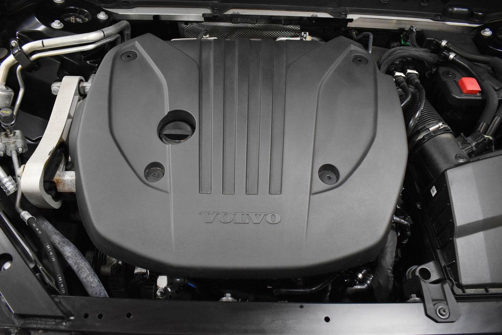 2024 Volvo XC60 Plus - Photo 37