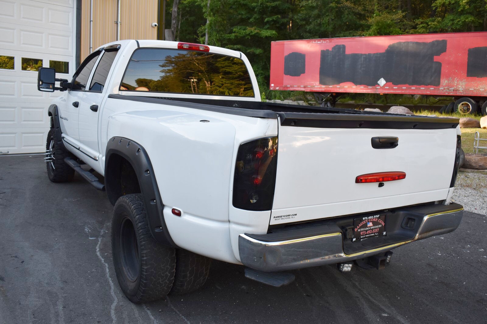 2004 Dodge Ram 3500 ST photo 4