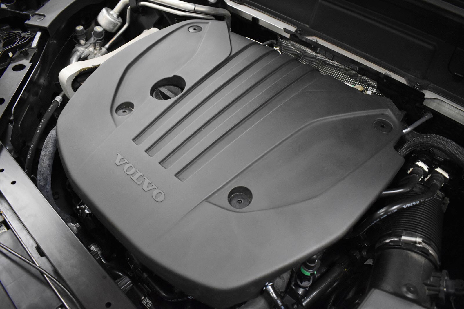 2024 Volvo XC60 Plus - Photo 39