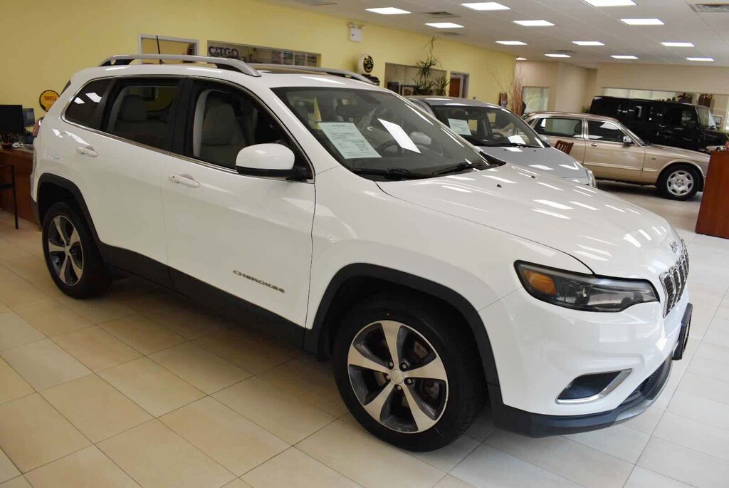 Certified 2019 Jeep Cherokee Limited FWD SUV
