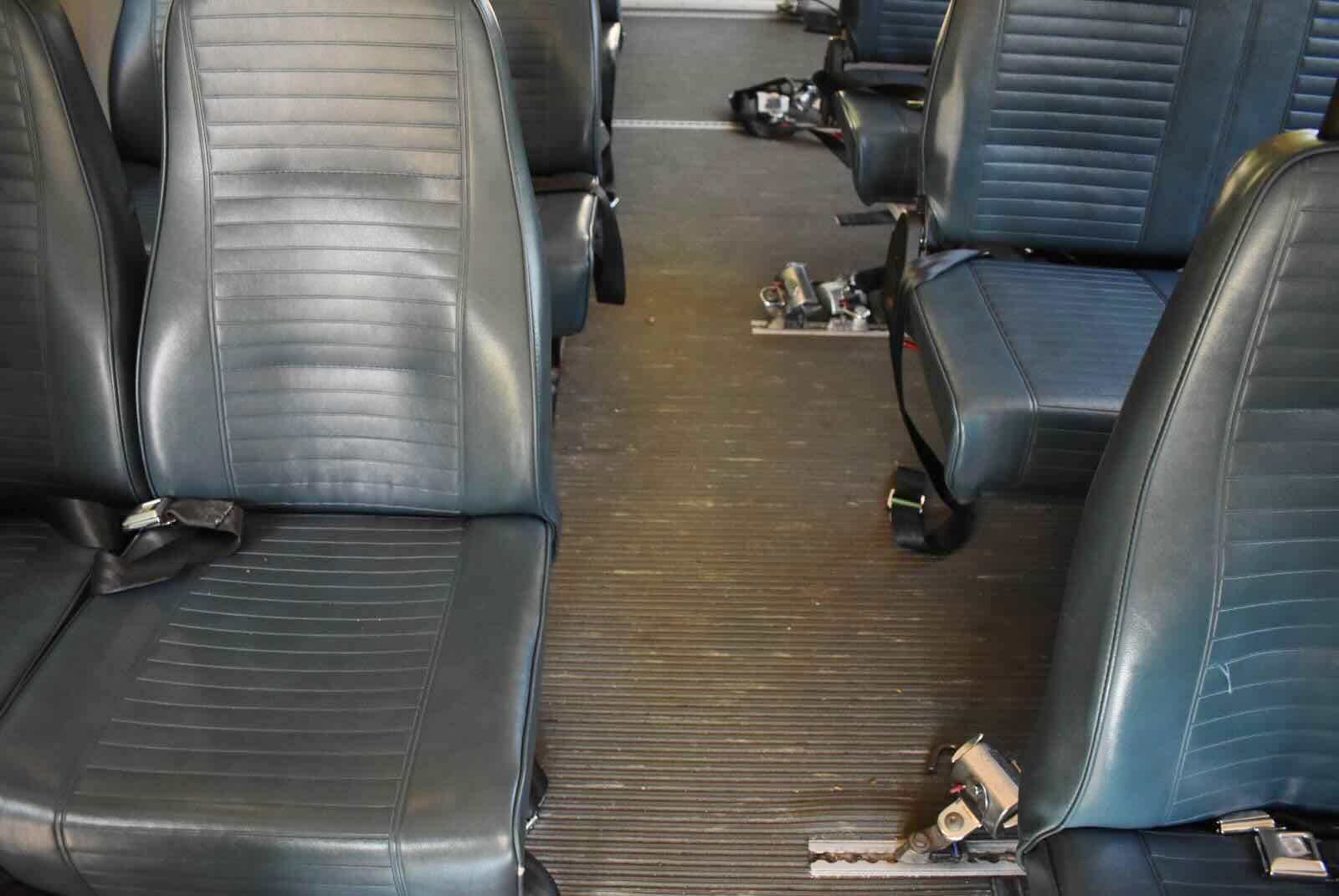 2005 Ford Econoline - Photo 20
