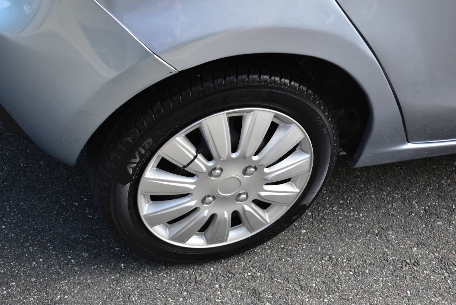 2013 Mazda Mazda2 Sport - Photo 35