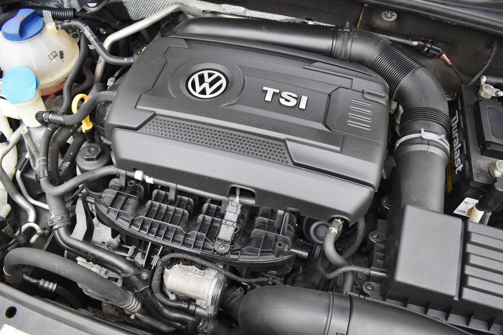 2017 Volkswagen Passat S - Photo 33