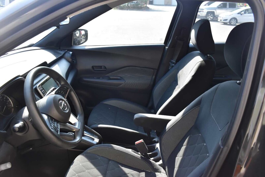 Used 2018 Nissan Kicks SV SUV