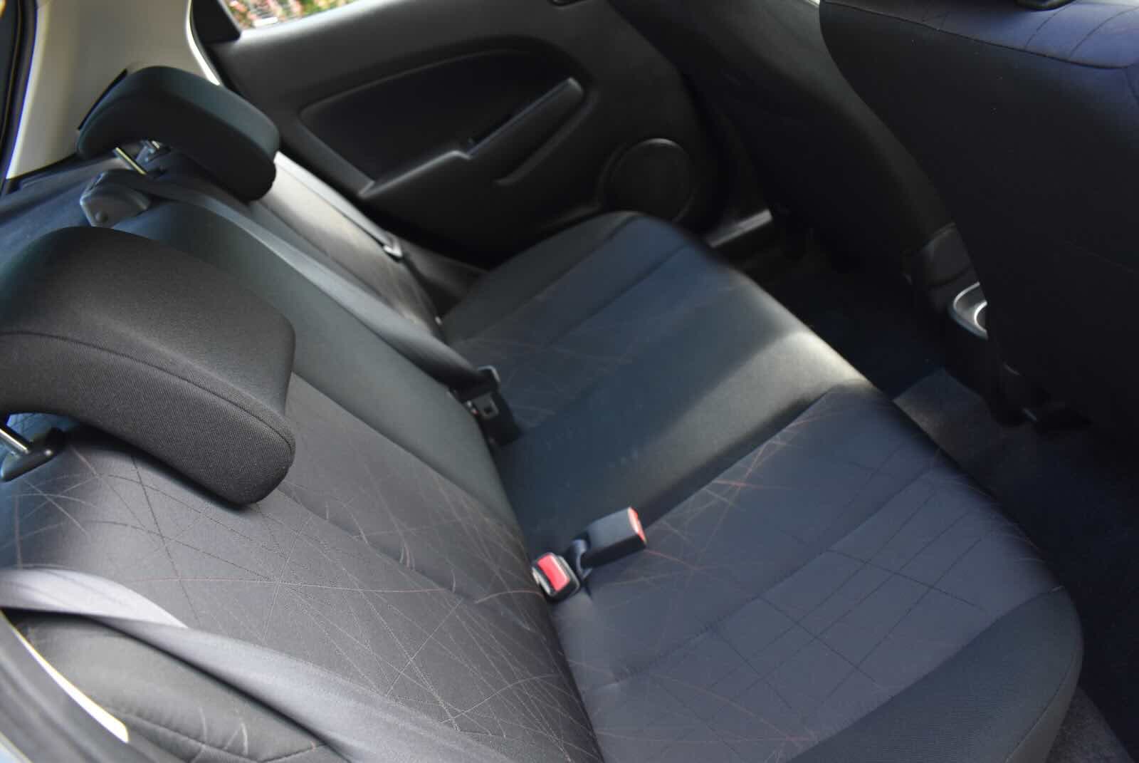 2013 Mazda Mazda2 Sport - Photo 41