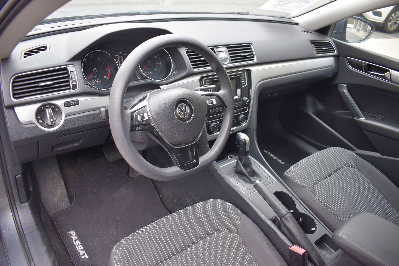 2017 Volkswagen Passat S - Photo 11