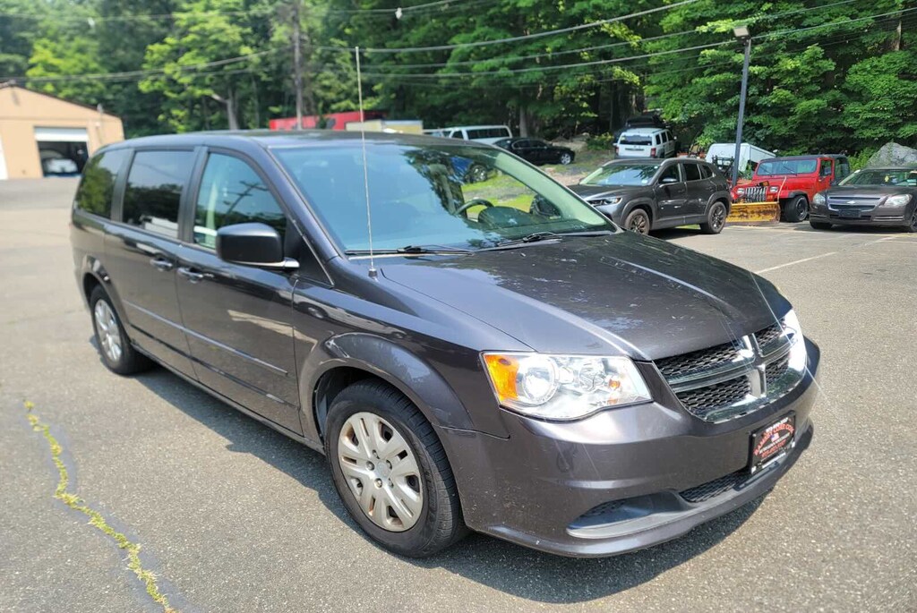 Certified 2017 Dodge Grand Caravan SE Van