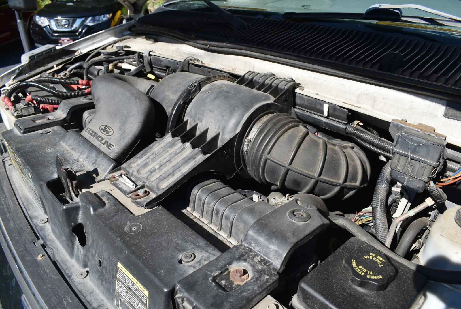 2005 Ford Econoline - Photo 48