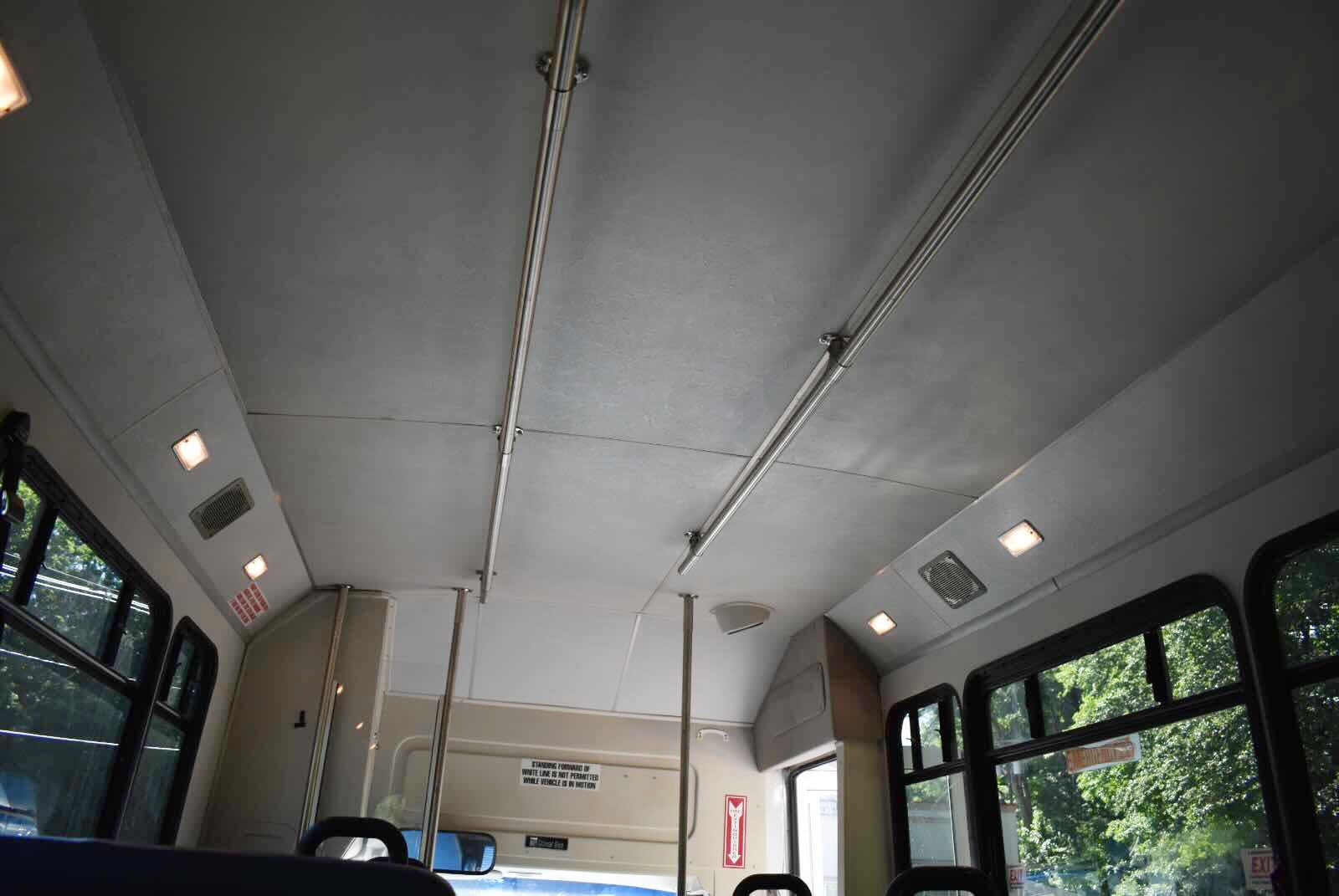 2005 Ford Econoline - Photo 31