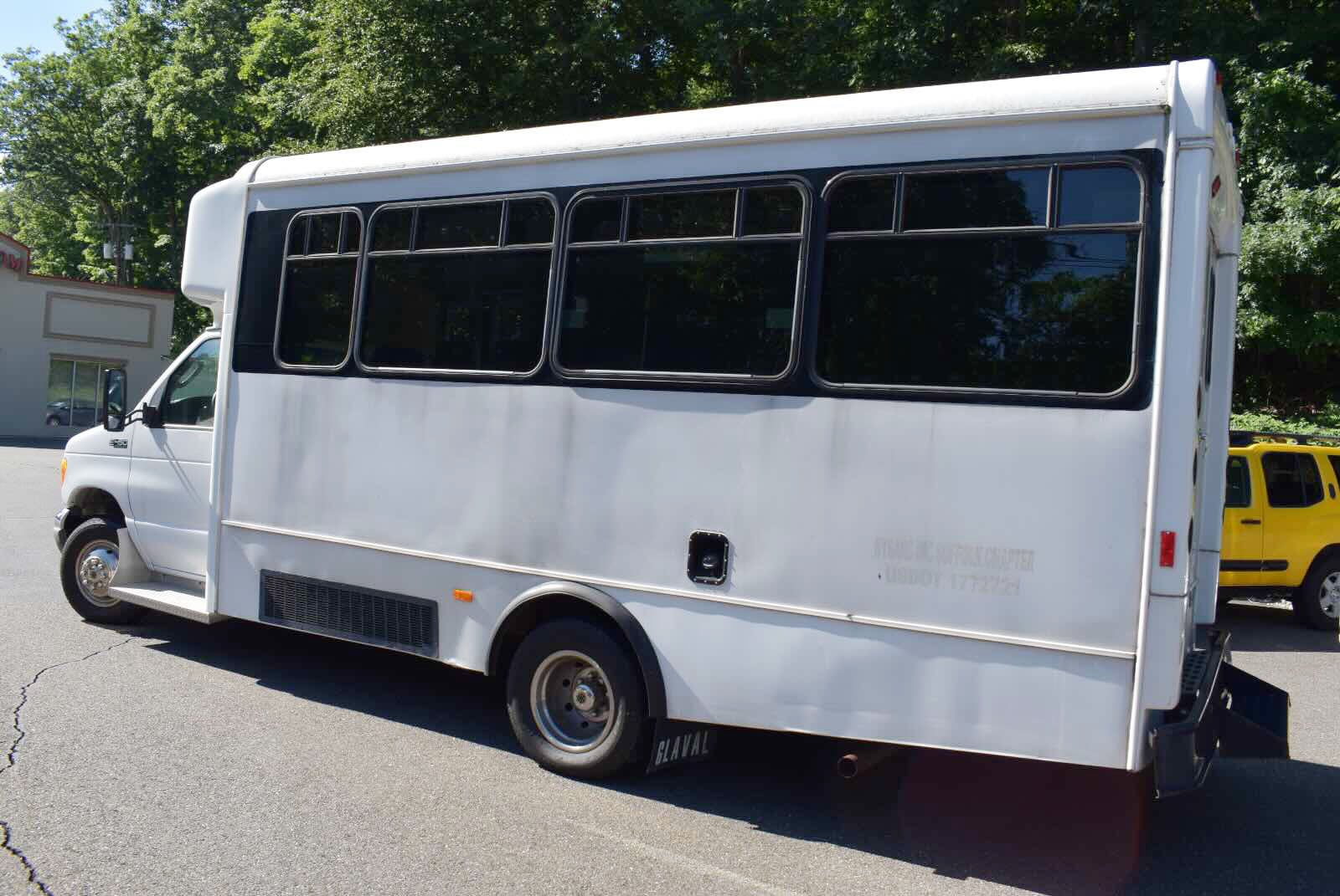 2005 Ford Econoline - Photo 7