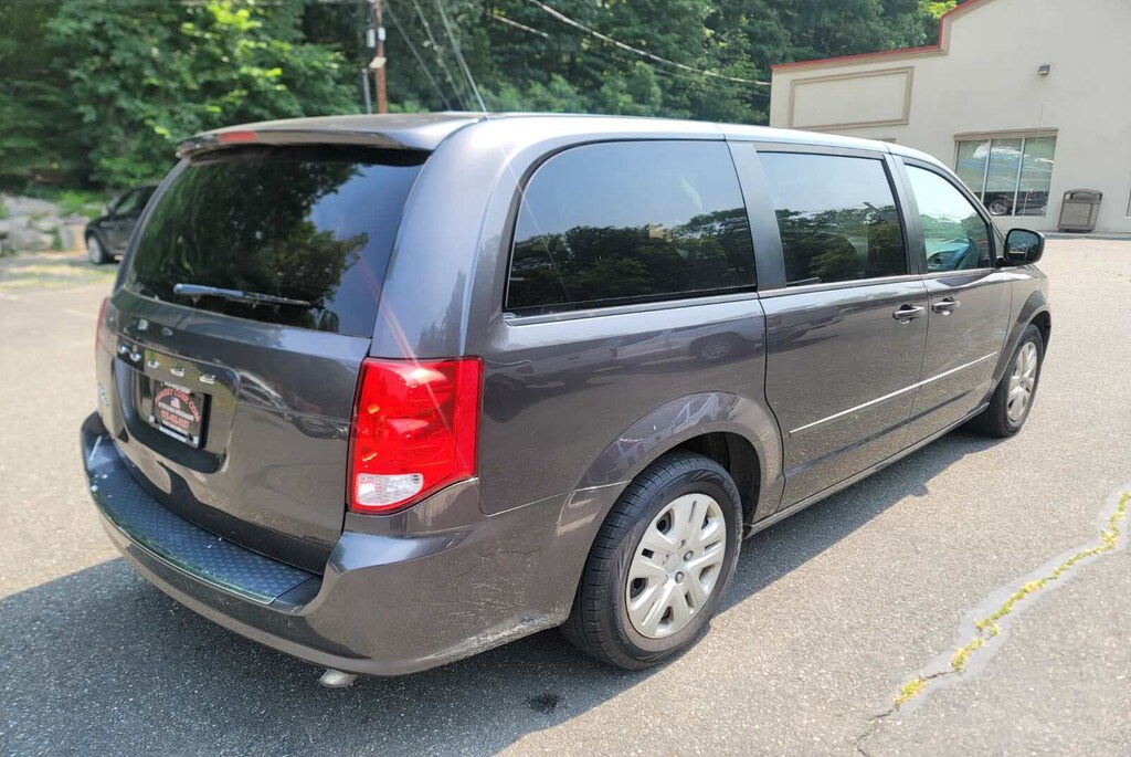 Certified 2017 Dodge Grand Caravan SE Van