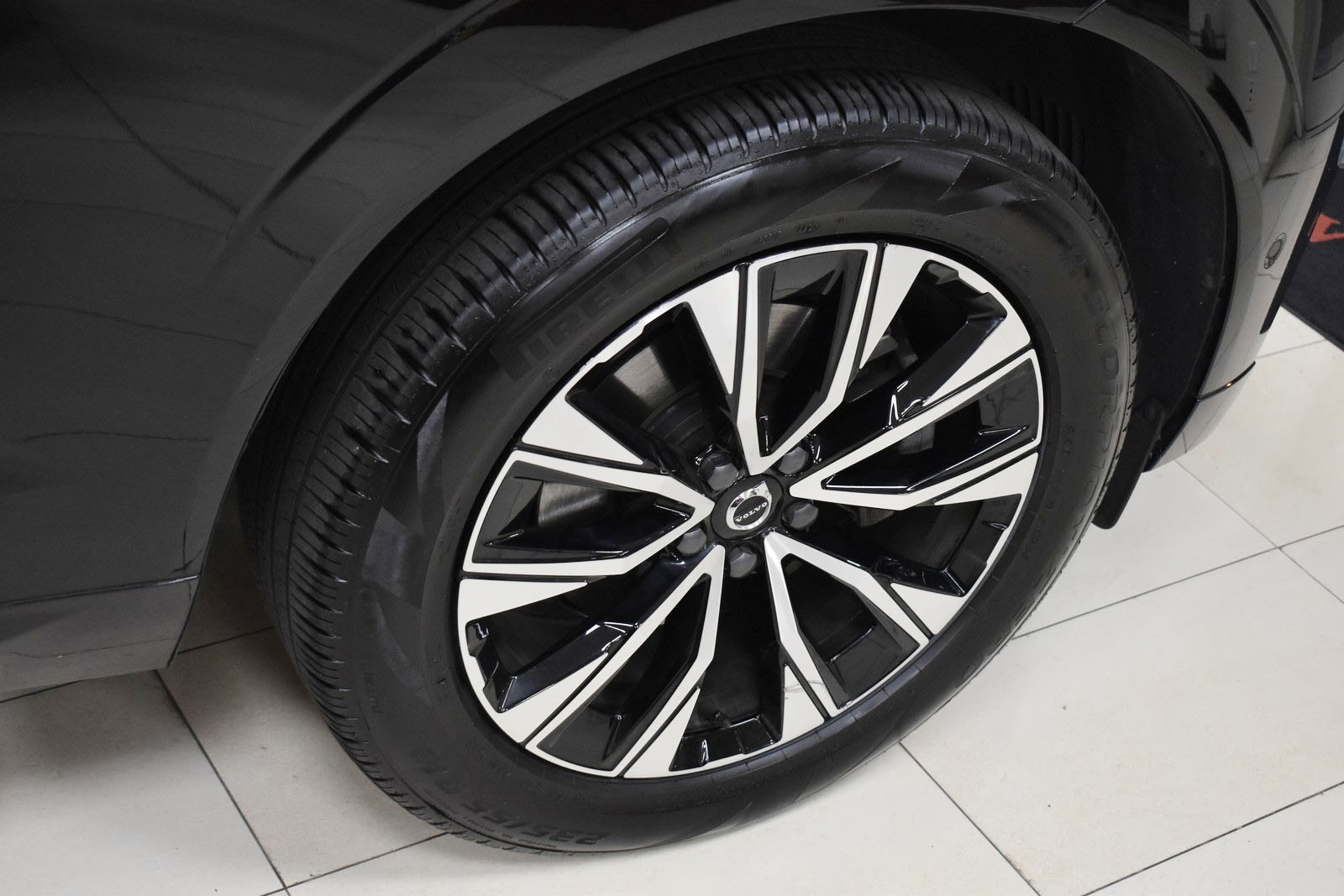 2024 Volvo XC60 Plus - Photo 43
