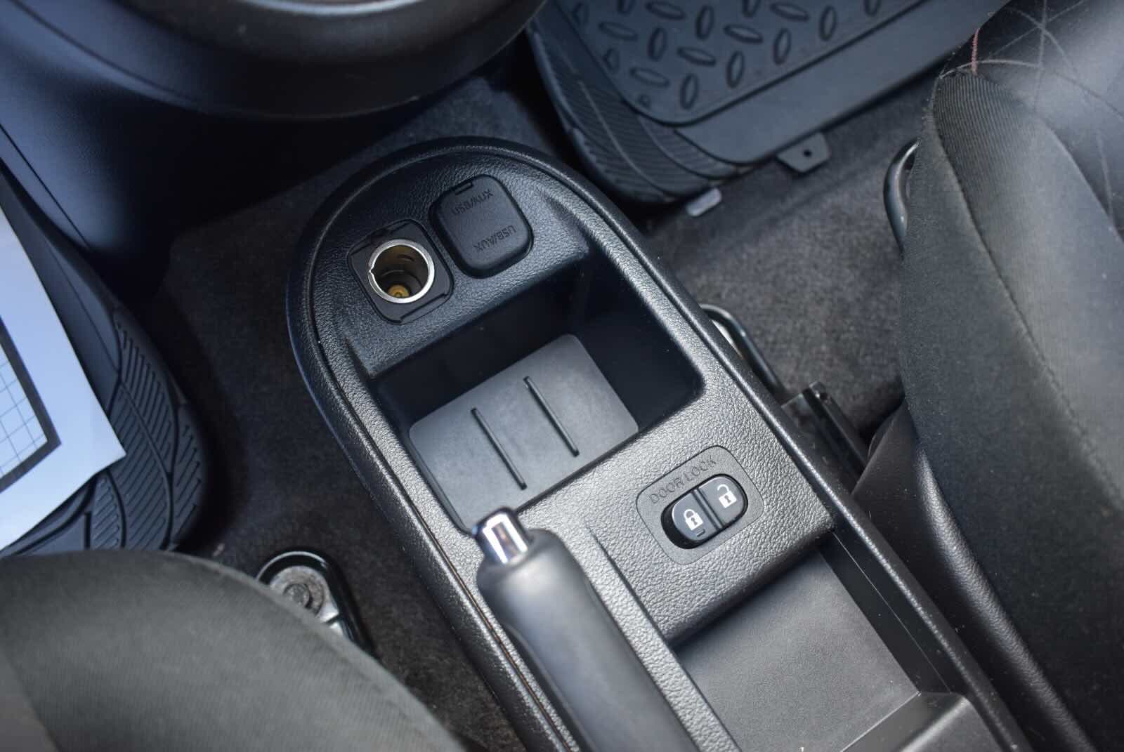 2013 Mazda Mazda2 Sport - Photo 23