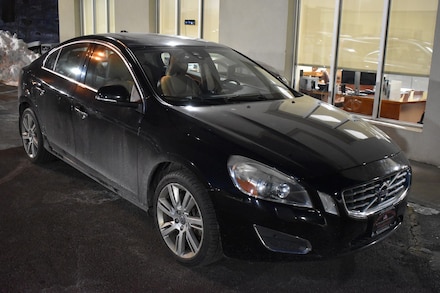 2013 Volvo S60 T6 w/Technology Package Sedan