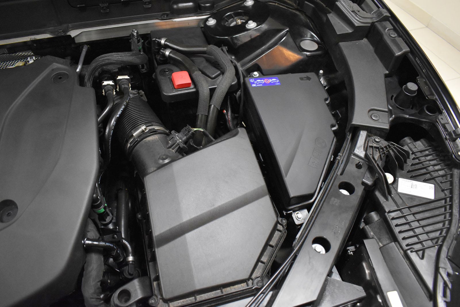 2024 Volvo XC60 Plus - Photo 38