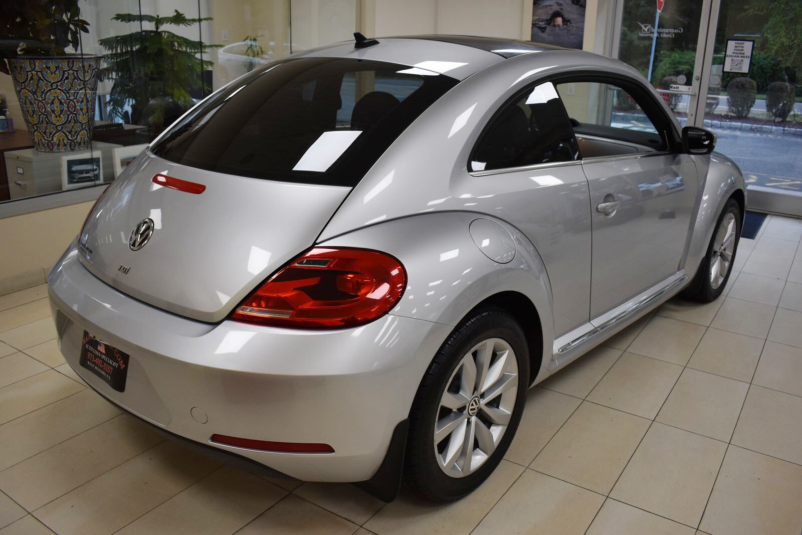 2014 Volkswagen Beetle TDI photo 3