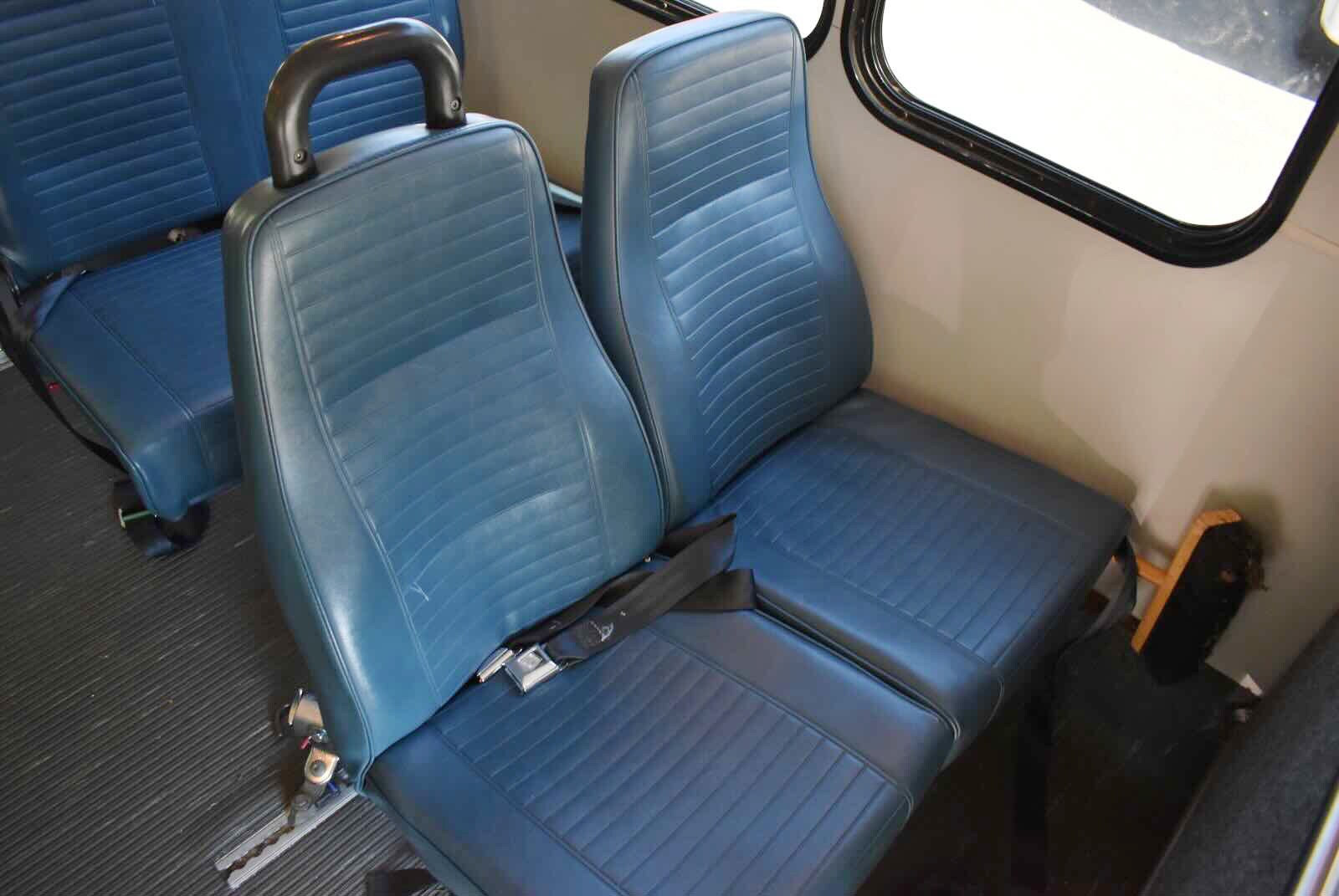 2005 Ford Econoline - Photo 26