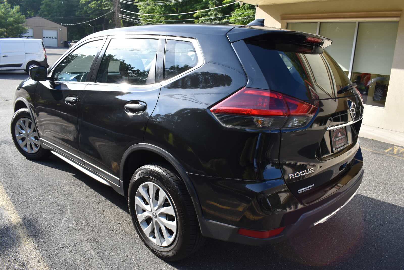2018 Nissan Rogue S - Photo 6
