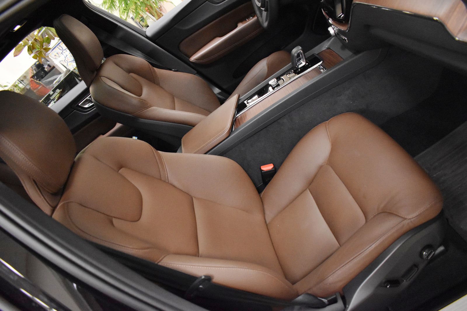 2024 Volvo XC60 Plus - Photo 45