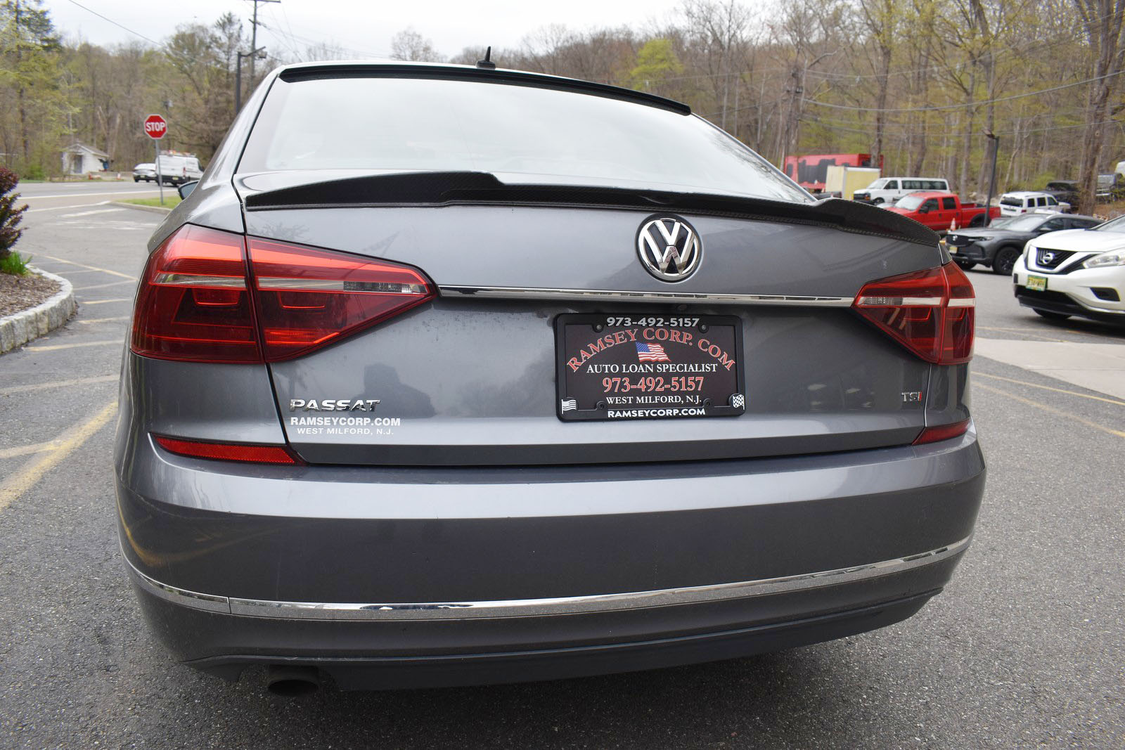 2017 Volkswagen Passat S - Photo 52