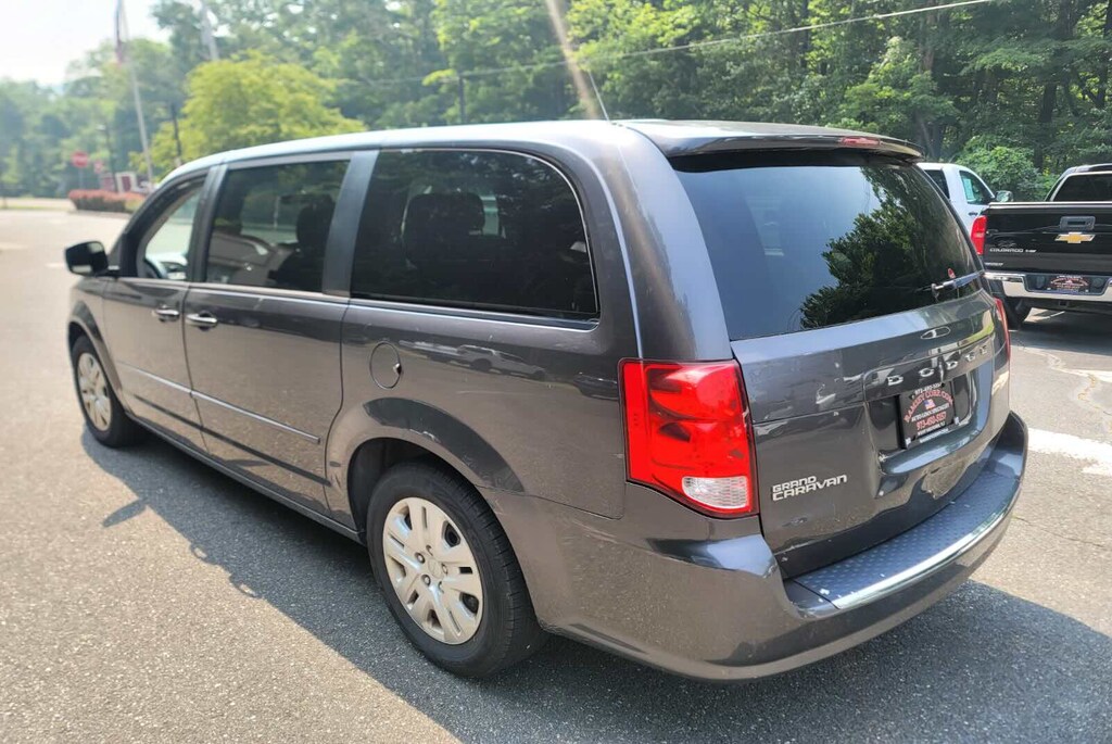 Certified 2017 Dodge Grand Caravan SE Van