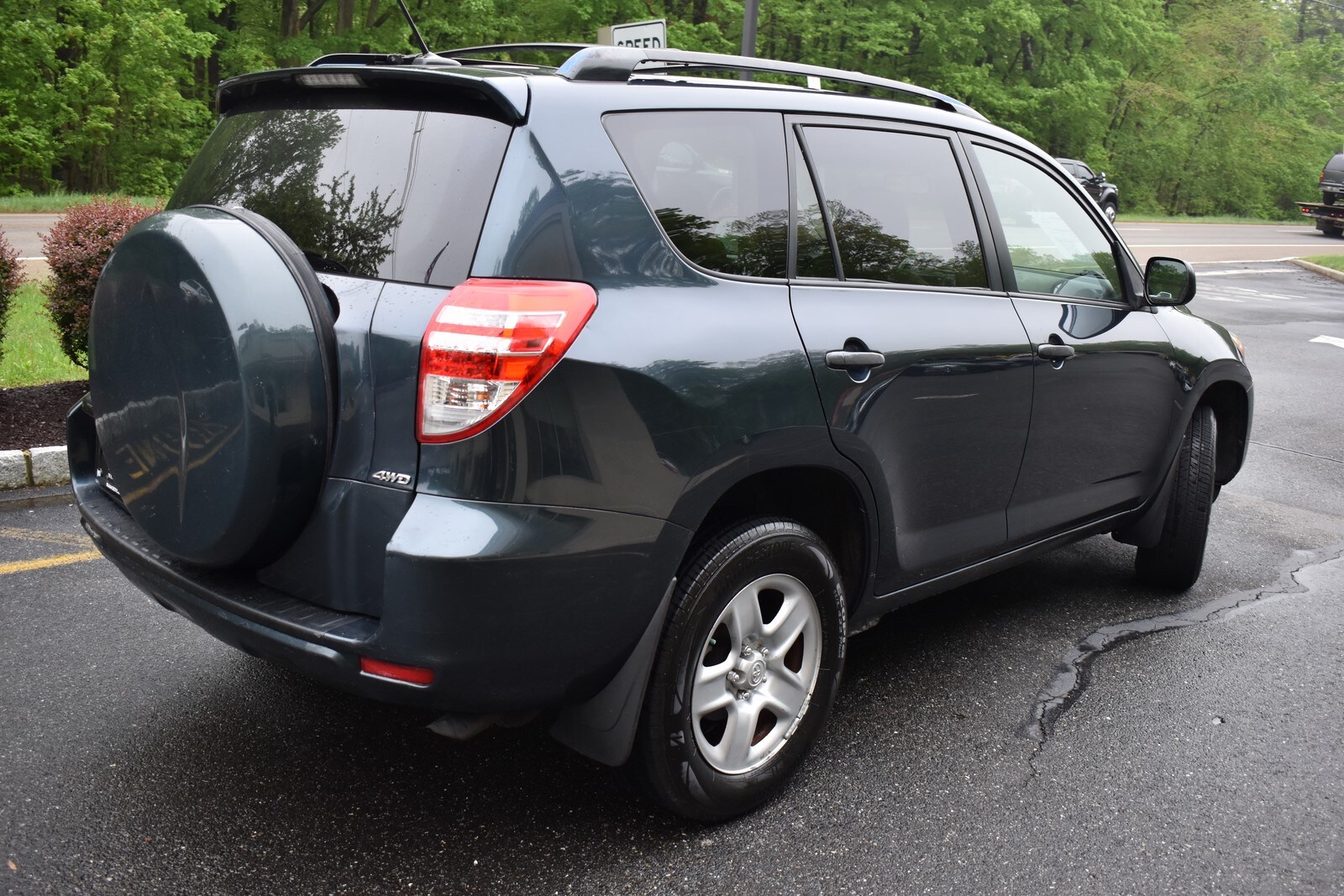 2009 Toyota RAV4 Sport photo 3