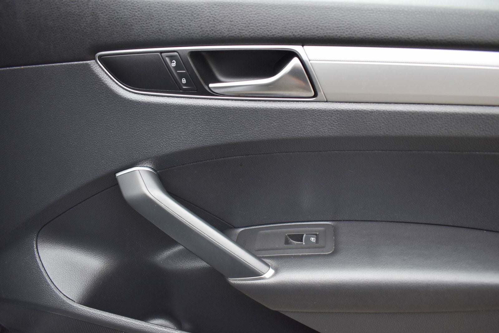 2017 Volkswagen Passat S - Photo 44