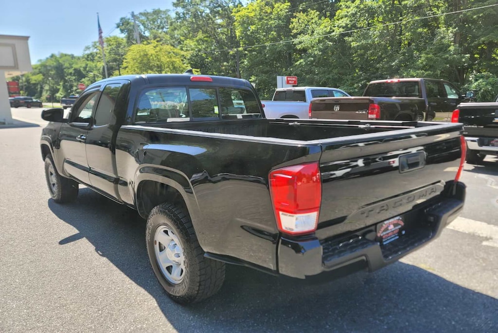 Used 2017 Toyota Tacoma SR Truck Access Cab