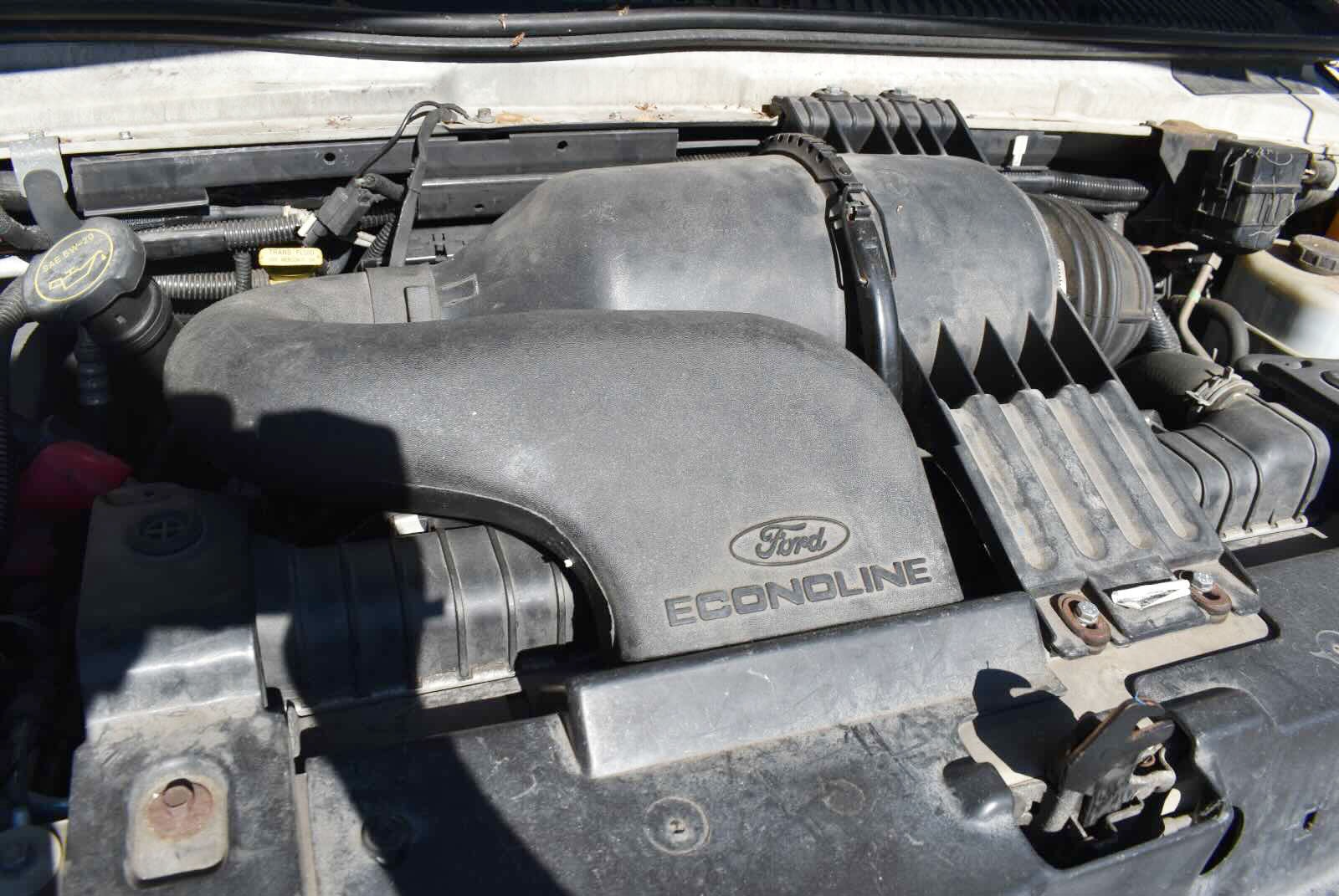 2005 Ford Econoline - Photo 47
