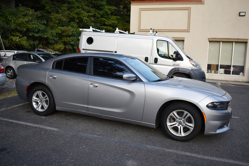Used 2015 Dodge Charger For Sale at Ramsey Corp. VIN 2C3CDXBG0FH728544