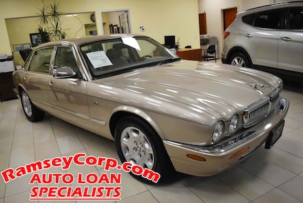 2001 Jaguar XJ8 Vanden Plas Sedan