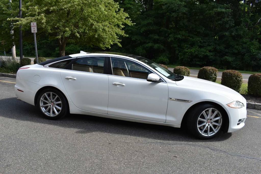 Certified 2014 Jaguar XJ 3.0 AWD Sedan