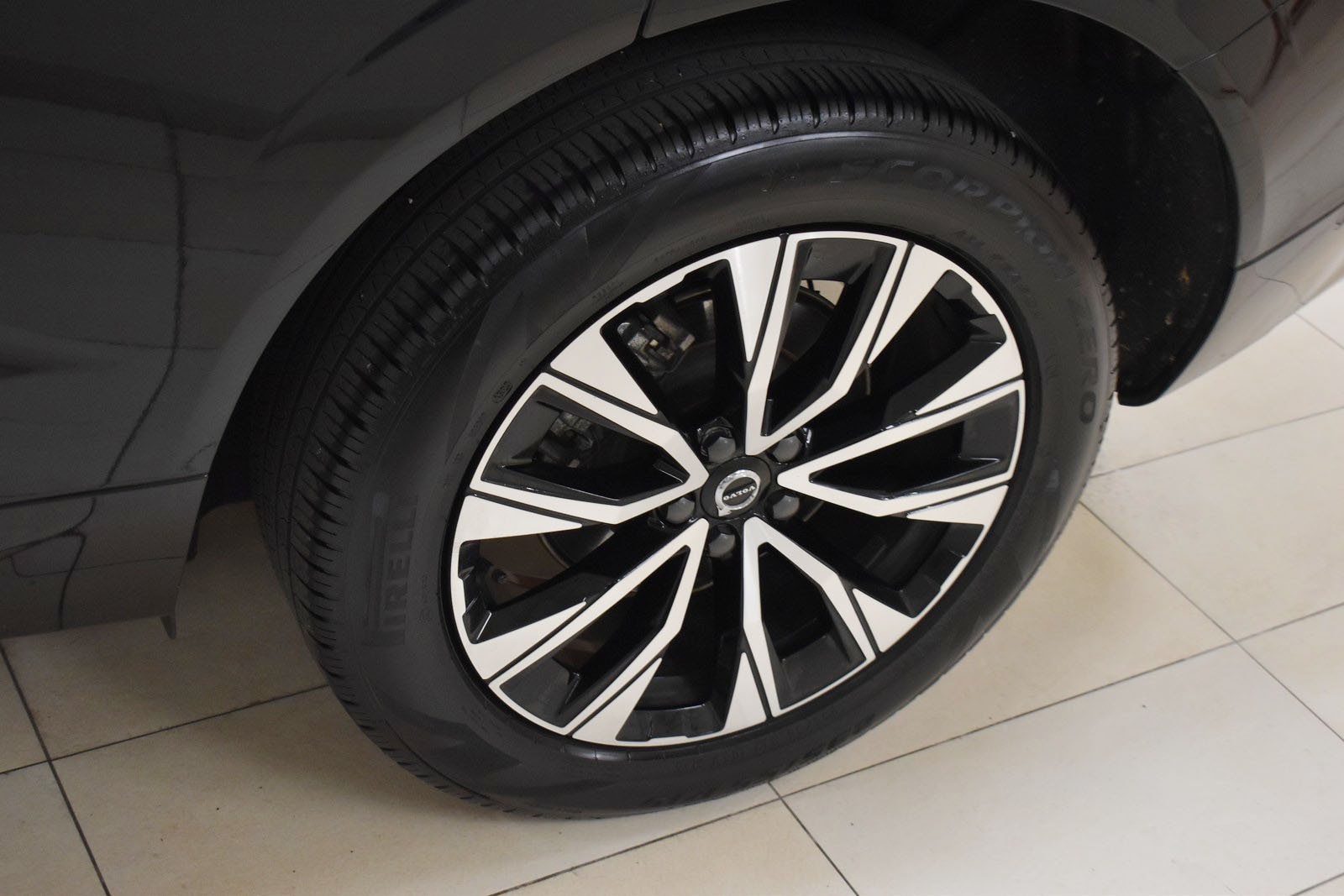 2024 Volvo XC60 Plus - Photo 41