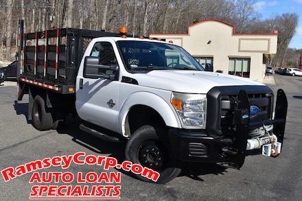 2011 Ford F-350 Chassis XLT Truck Regular Cab