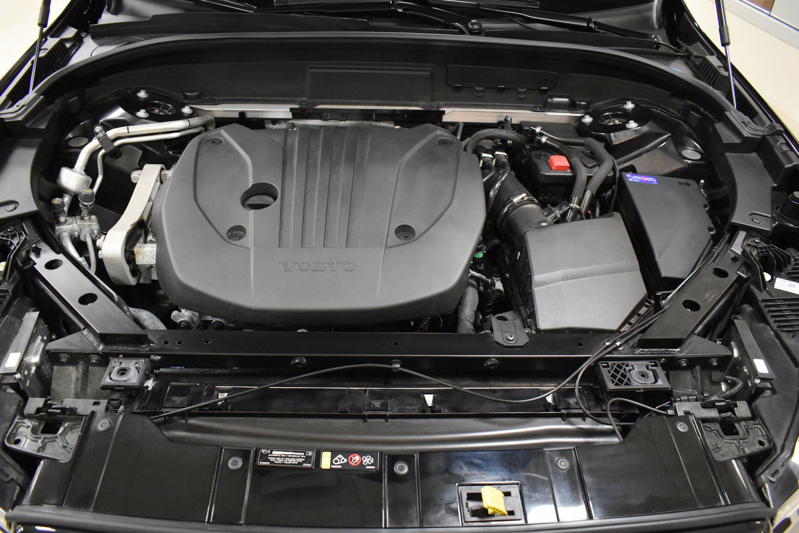 2024 Volvo XC60 Plus - Photo 29