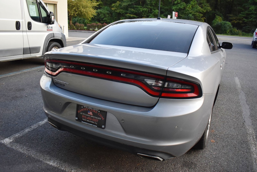 Used 2015 Dodge Charger For Sale at Ramsey Corp. VIN 2C3CDXBG0FH728544