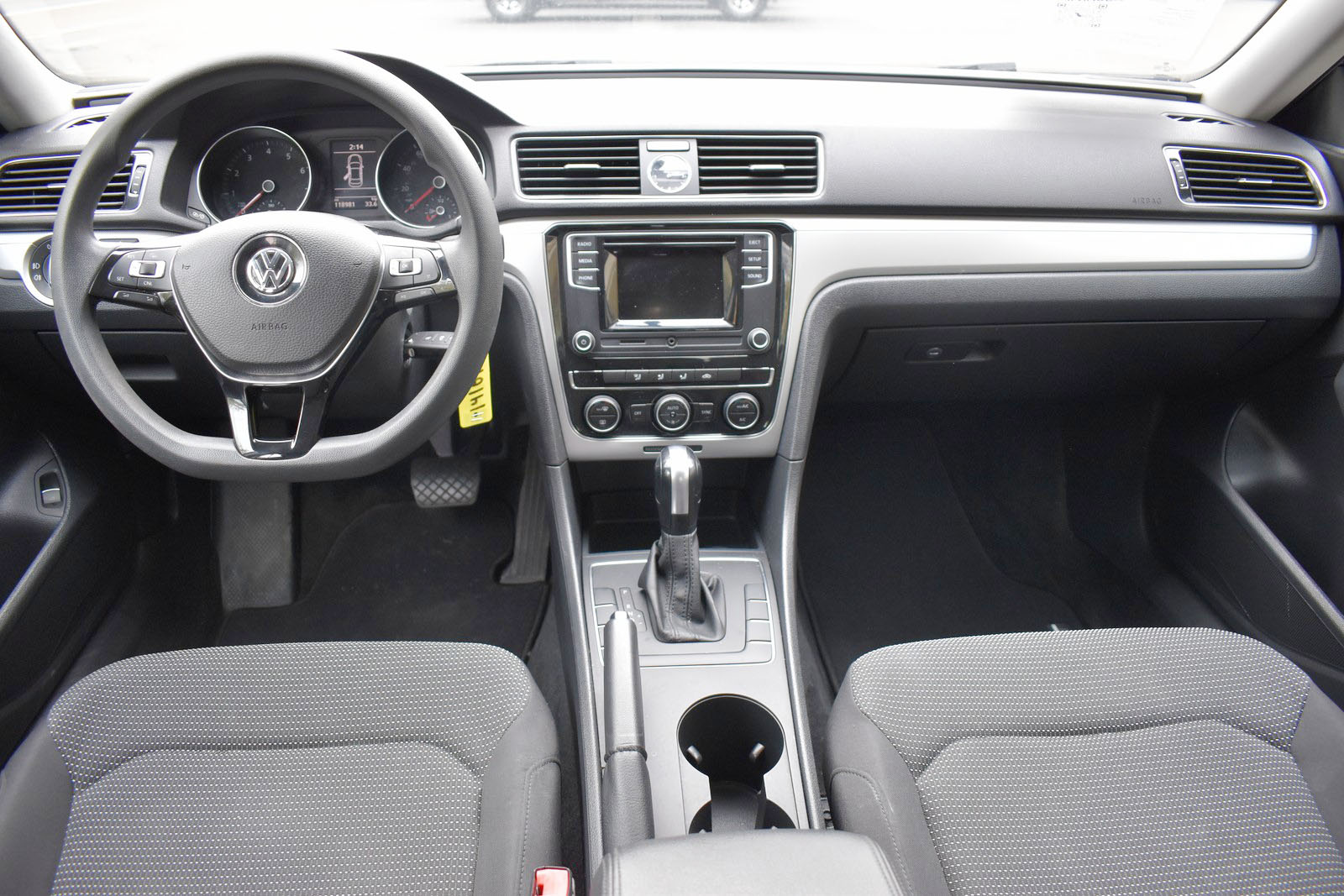 2017 Volkswagen Passat S - Photo 14