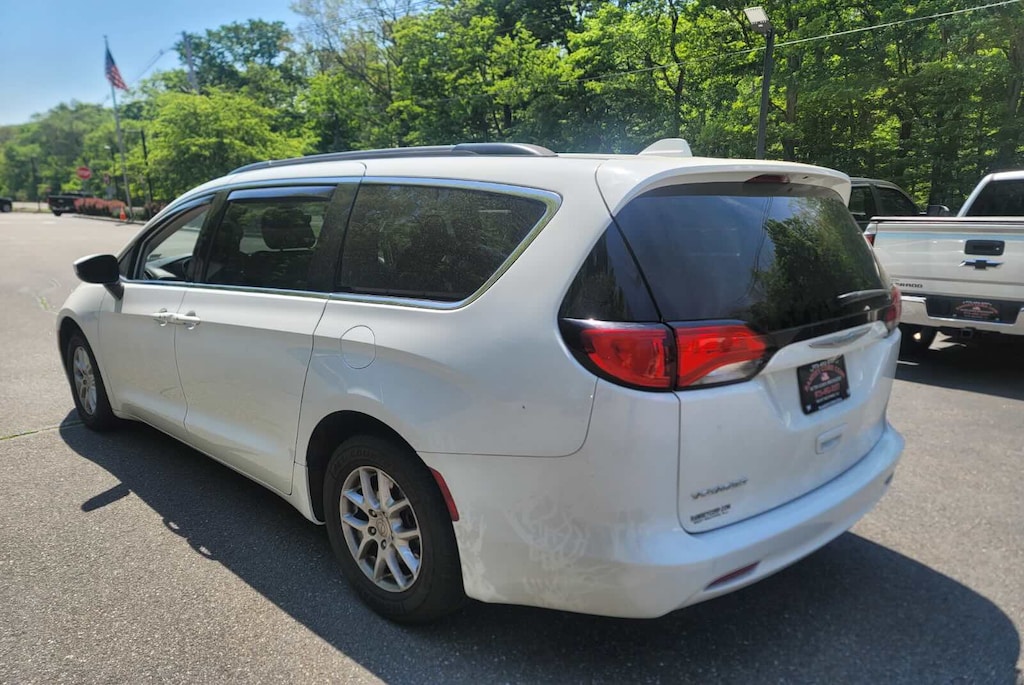 Used 2020 Chrysler Voyager LXI Van Passenger Van