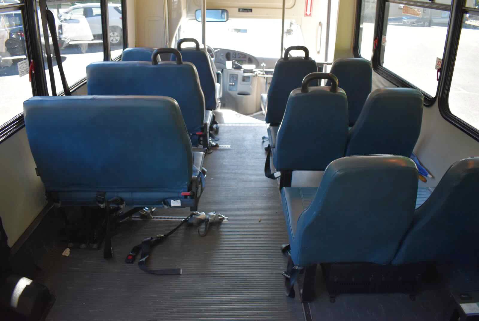 2005 Ford Econoline - Photo 30