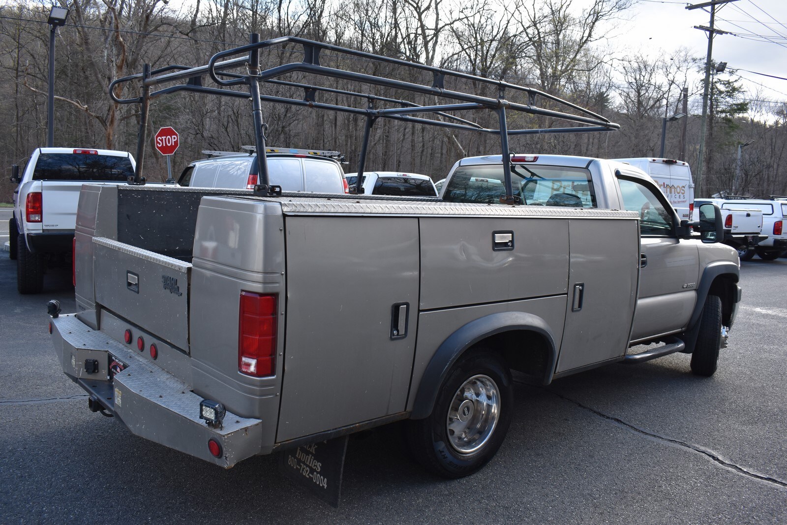 2002 Chevrolet Silverado 3500HD LS photo 3