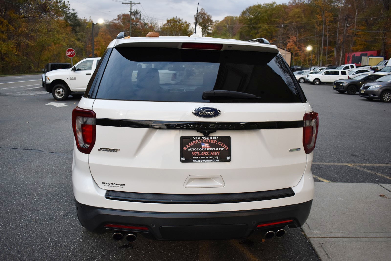 2018 Ford Explorer Sport photo 3