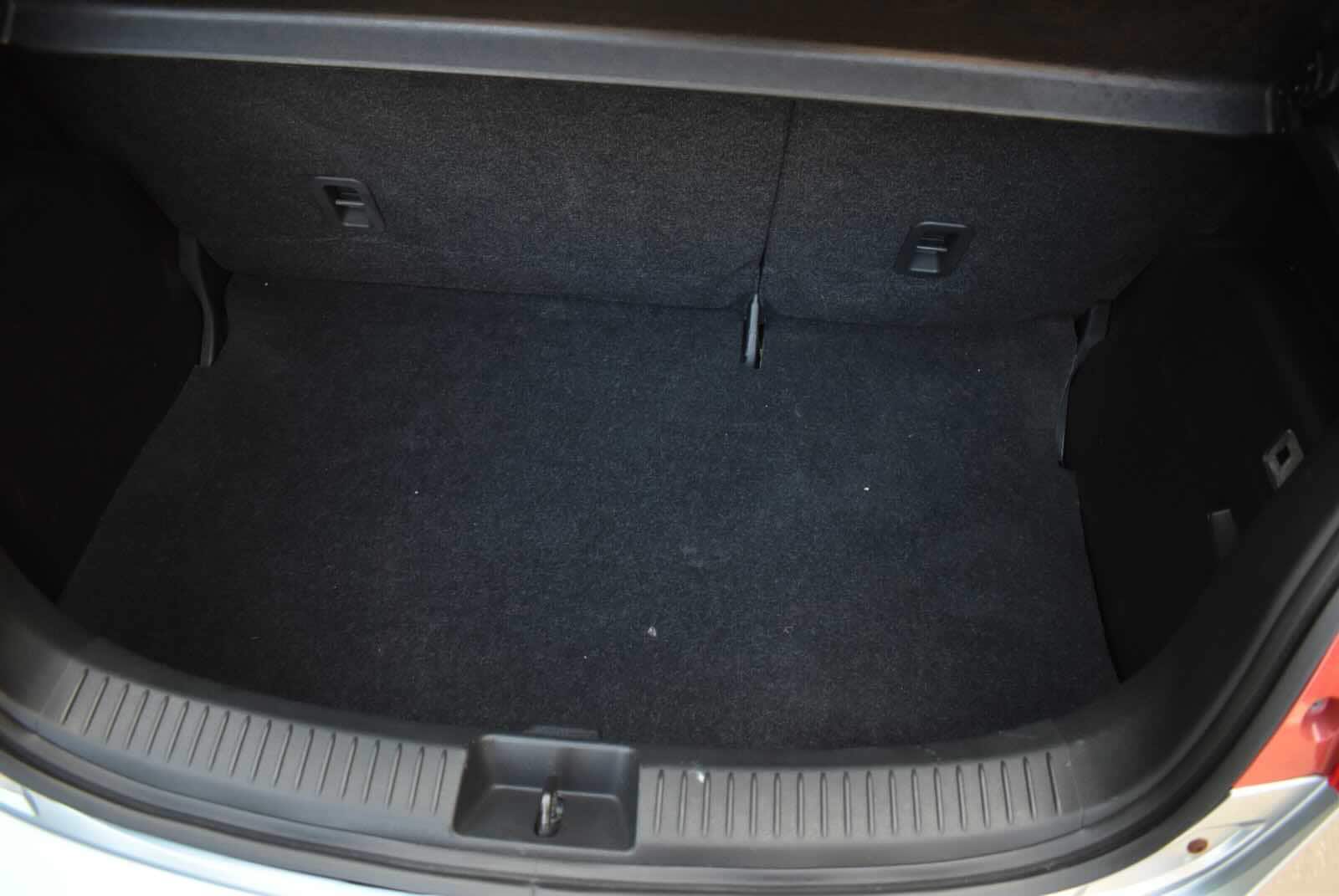 2013 Mazda Mazda2 Sport - Photo 43