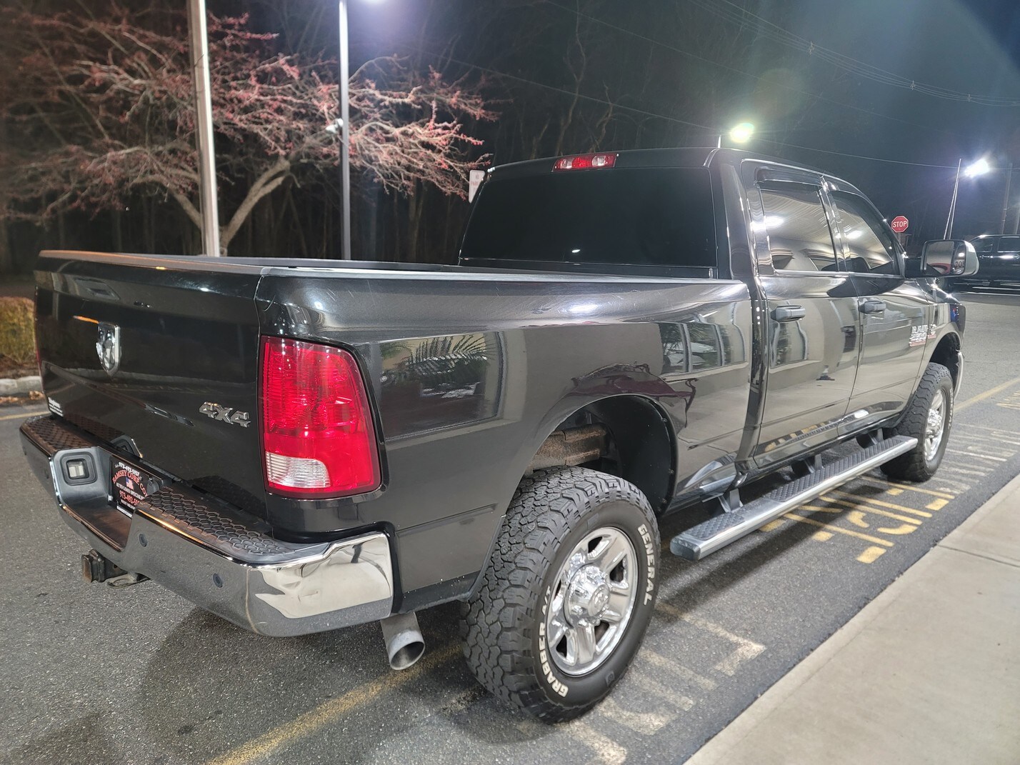 2017 Ram 2500 Tradesman photo 2