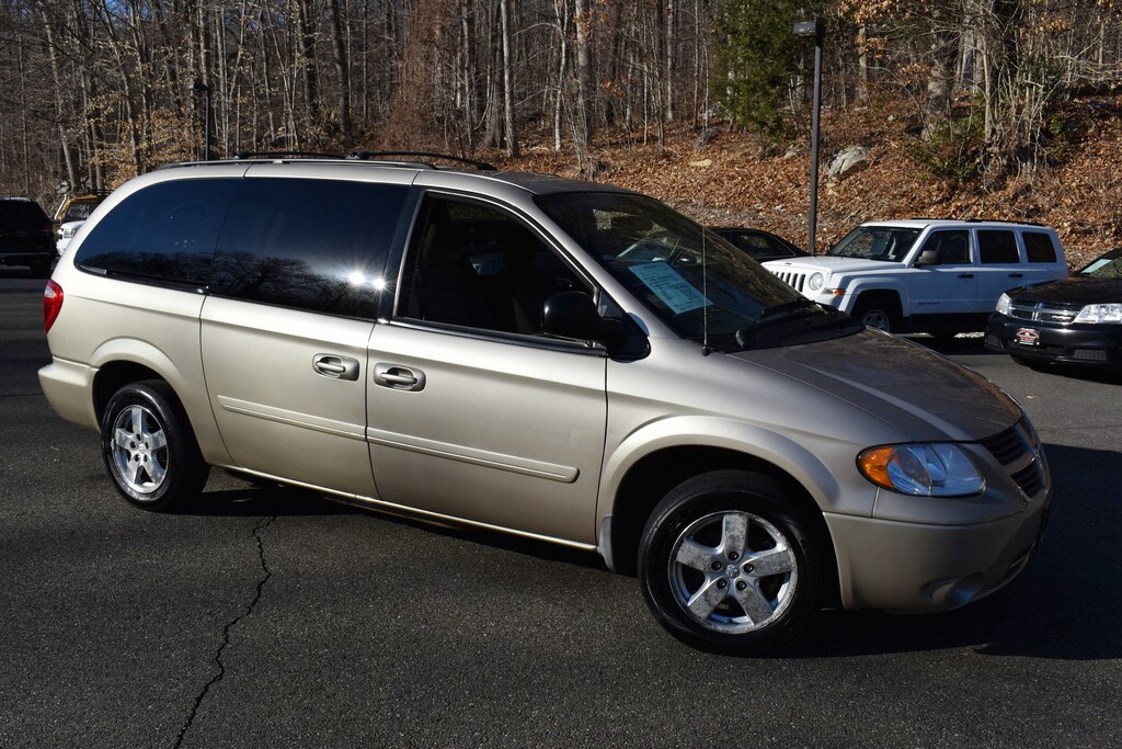 Used 2007 Dodge Grand Caravan SXT 3.8 Van