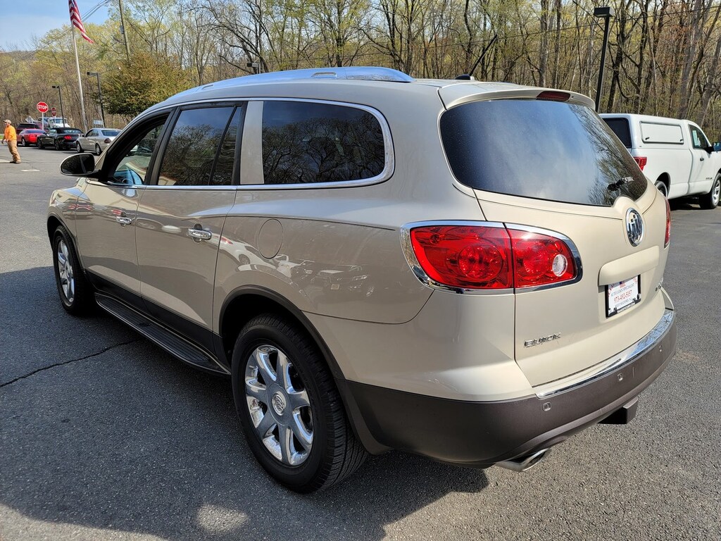 Used 2009 Buick Enclave For Sale at Ramsey Corp. VIN 5GAEV23DX9J180291