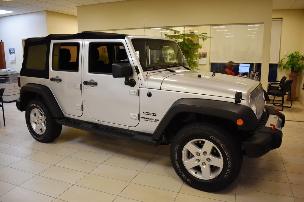 Used 2011 Jeep Wrangler Unlimited Sport 3.8 SUV